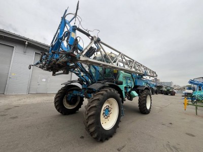Самохідний обприскувач Berthoud Boxer 4000